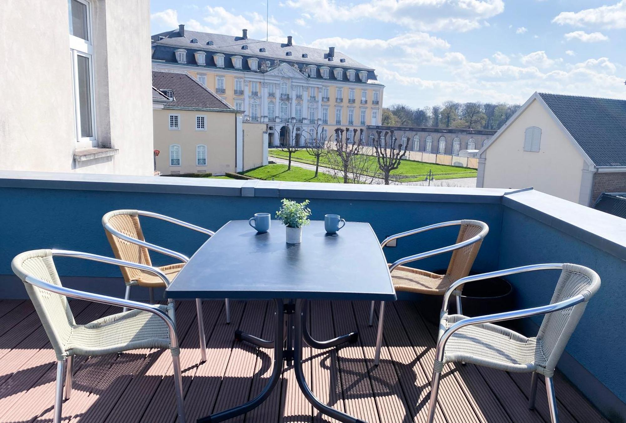 Zwei Apartments Fuer Gruppen - Phantasialand, Koeln, Bonn Brühl 外观 照片